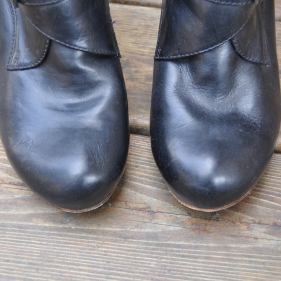 FRYE Black Leather Liv Booties - Hidden Platform - Picture 5 of 8